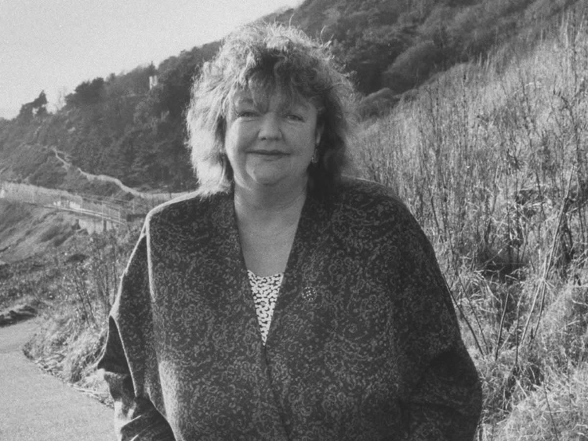 Maeve Binchy portrait by Ian Cook - Getty